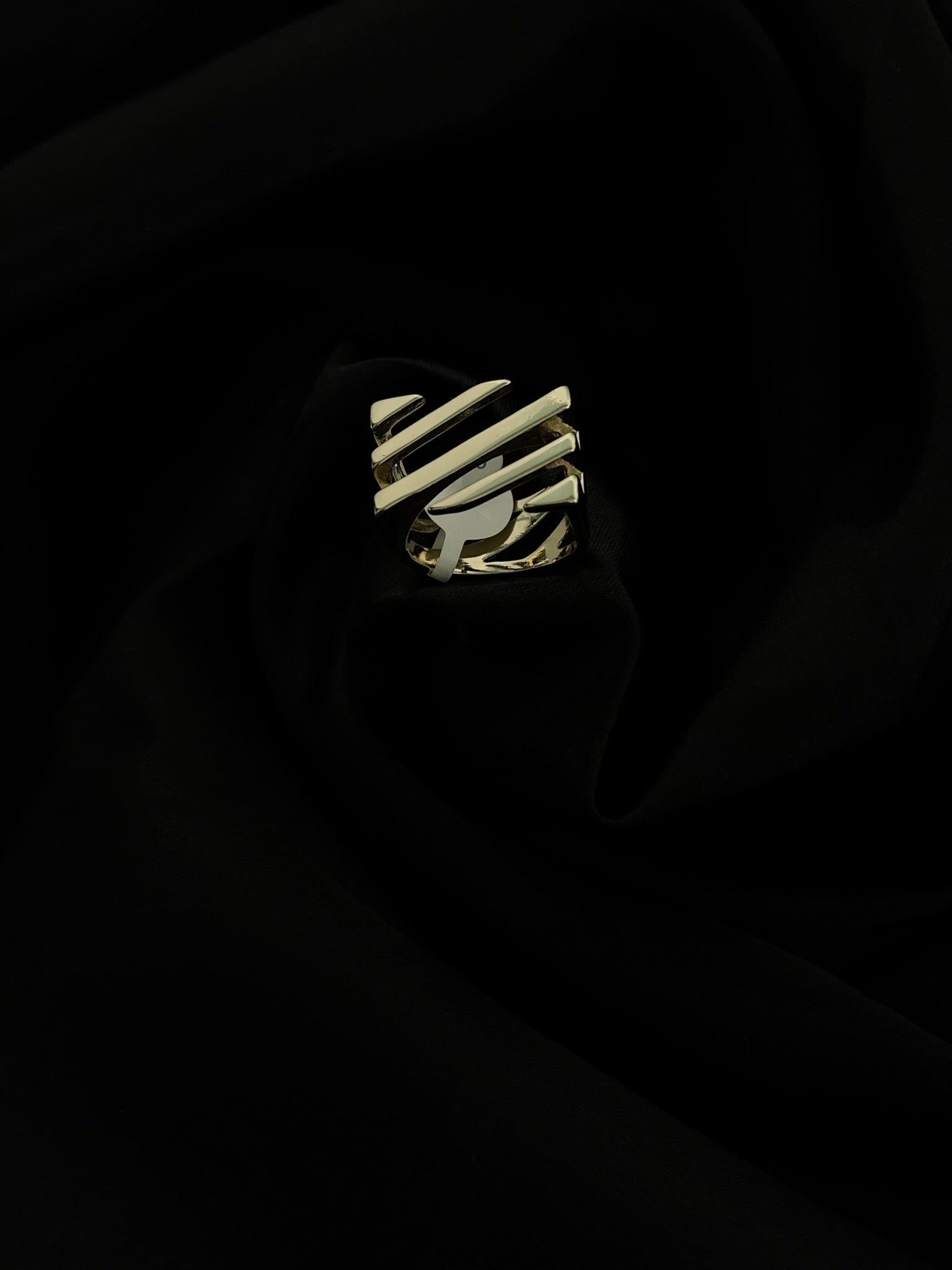 Zigzag Statement Ring